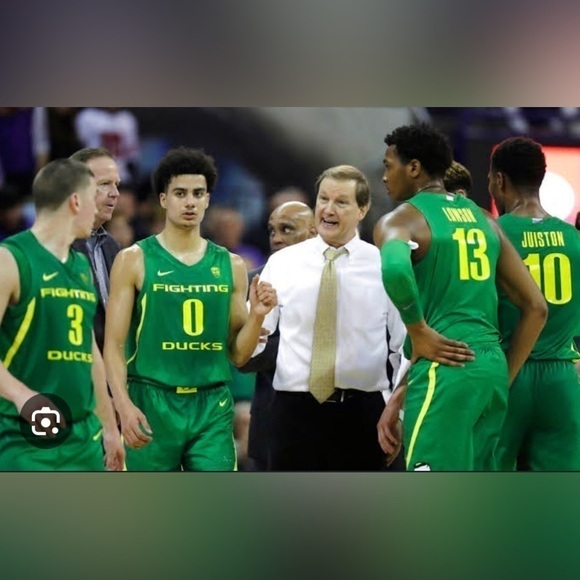 Oregon Ducks Nike “Fighting Ducks” Team Jersey - Picture 9 of 10